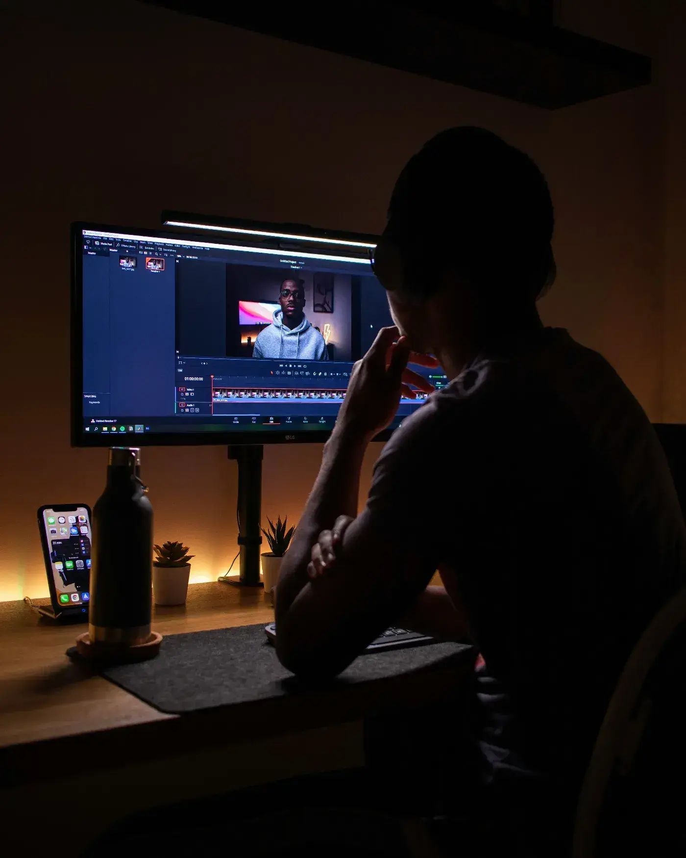 Foto 1 Content Creator - How Models Can Earn Extra Money!